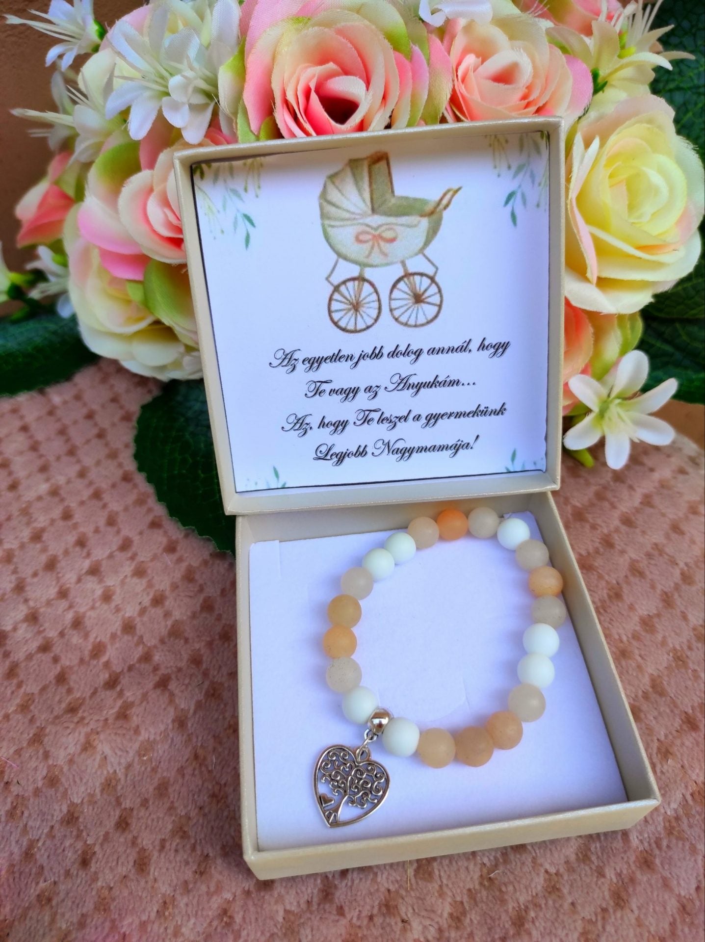 Baba bejelentő ajándék karkötő nagymama